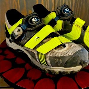 Pearl Izumi Mountain Bike Shoes. Size 45
